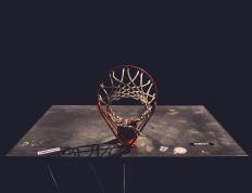 半岛体育官网 :Ning重返赛场，夺冠首场状态出色，利物浦观众沸腾！再创辉煌时刻