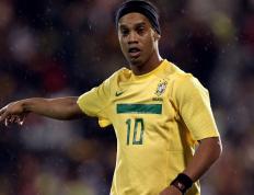 半岛体育官网 :曼联引发争议！，C罗官方宣布战术调整新规上演精彩一战